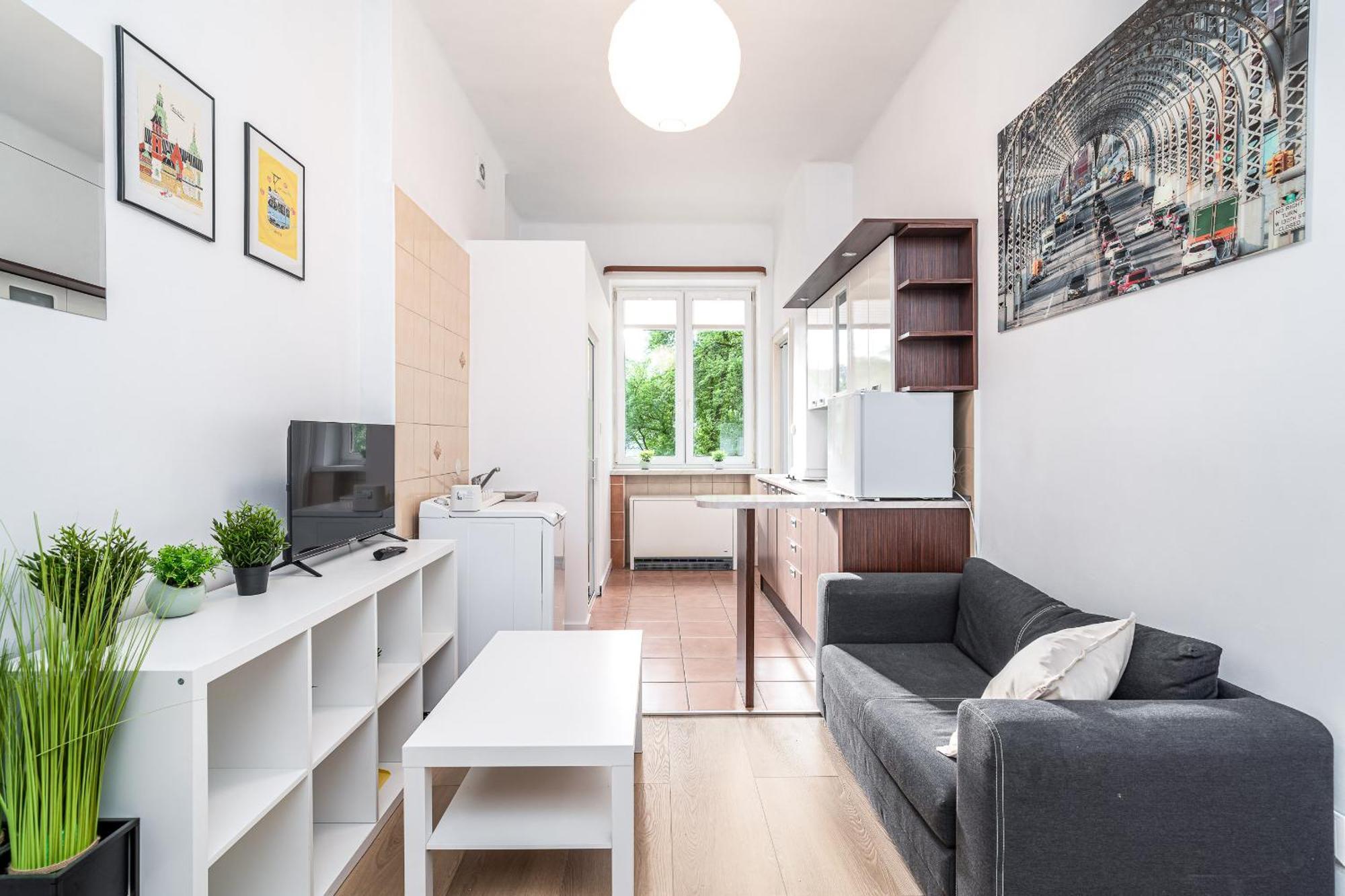 Shortstaypoland Jozefitow C4 *